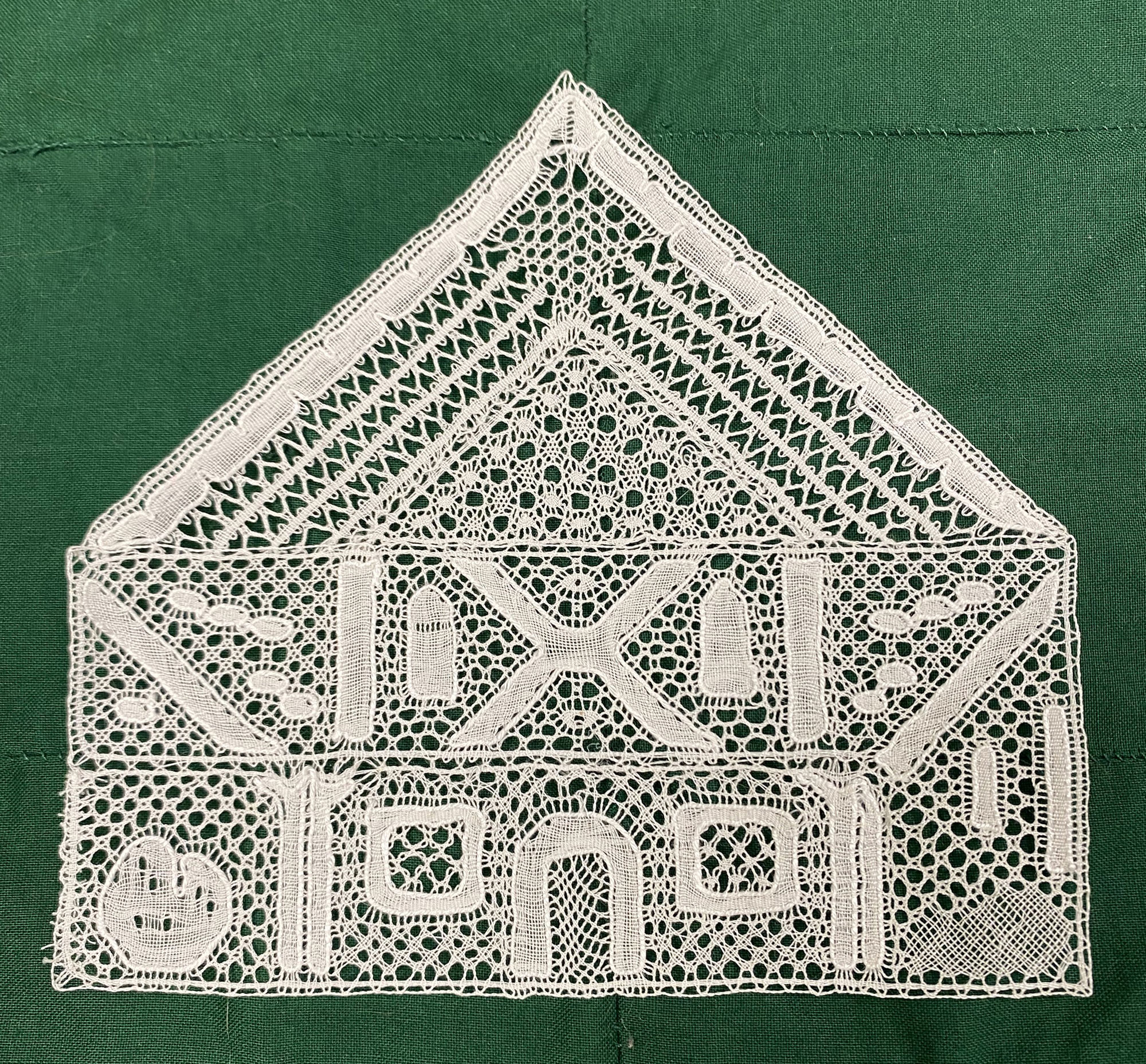 A sleigh full of presents 2019 Edinburgh Lace Course